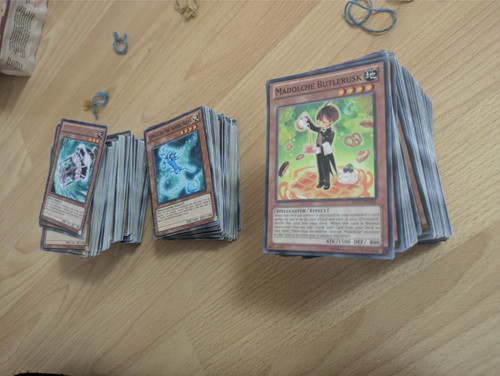 Yugioh monster single card - 10,